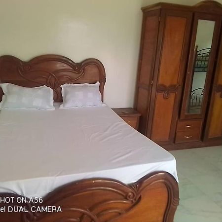 Villa Diambars Sali Tapé Kültér fotó