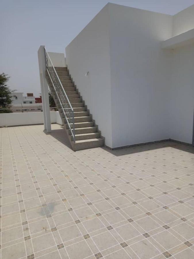 Villa Diambars Sali Tapé Kültér fotó