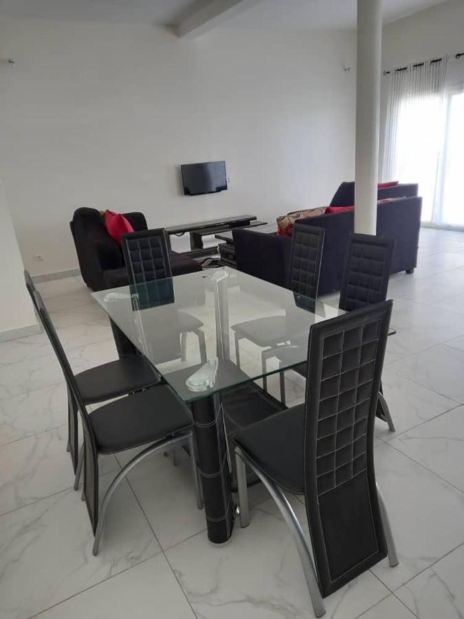 Villa Diambars Sali Tapé Kültér fotó