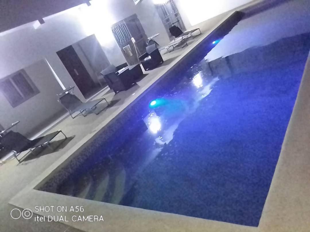 Villa Diambars Sali Tapé Kültér fotó